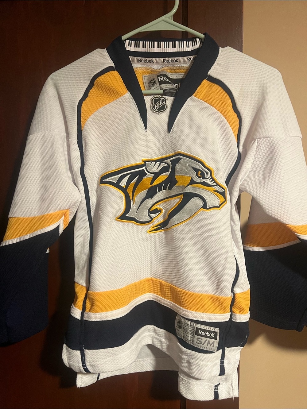 Reebok Nashville Predators Youth White & Gold Hockey Jersey